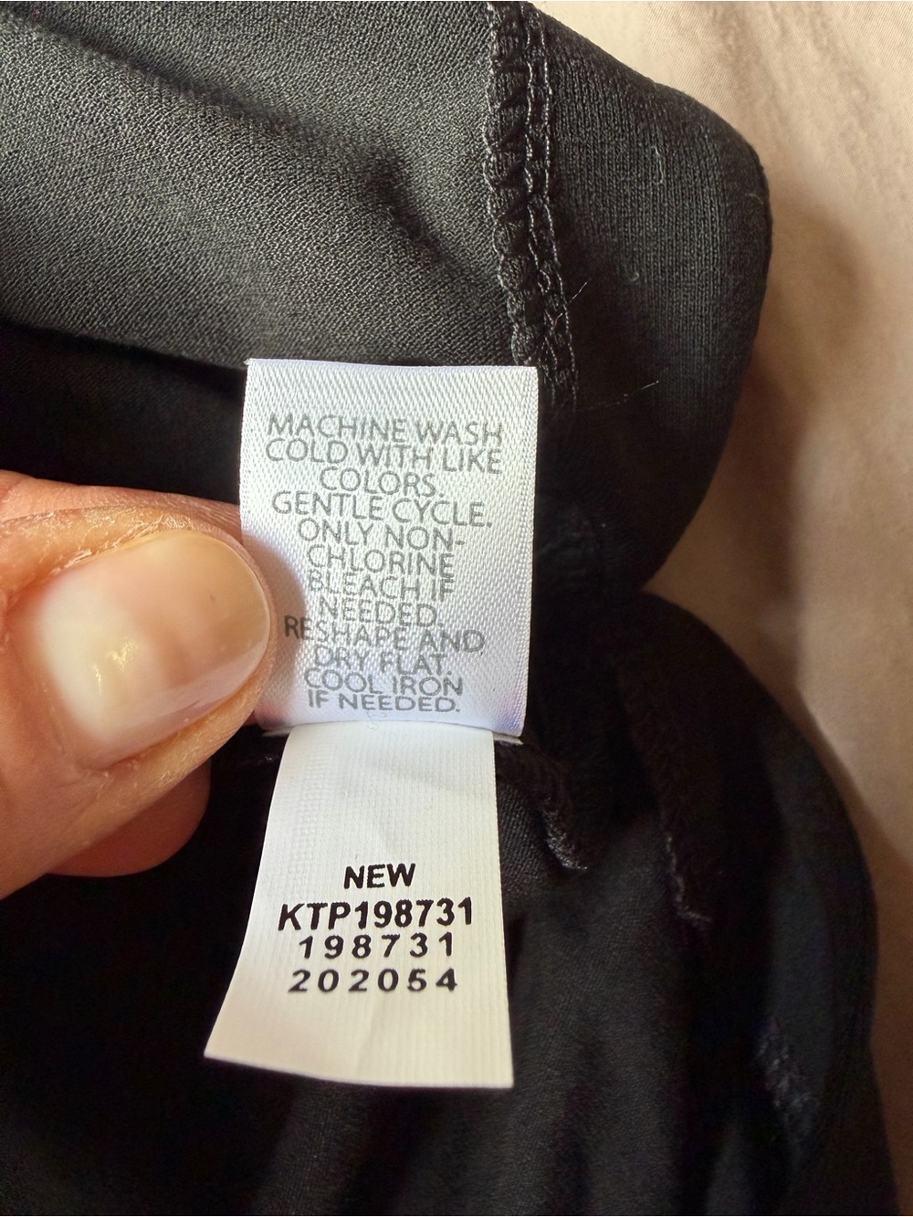 NWT J.Jill Wearever Long Layering Tank Black Sleeveless Top Cami Round Neck L - Picture 8 of 11